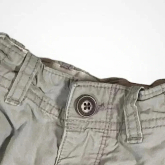 4/$20 Baby Gap Gray Cargo  Shorts - Picture 3 of 5